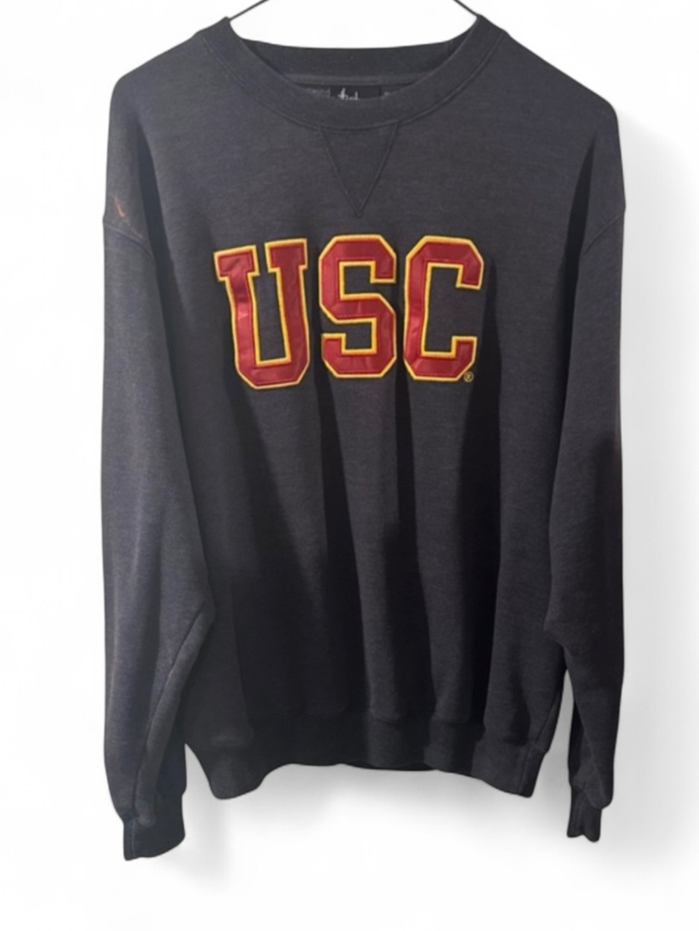 Men’s Dark Grey Embroidered Patch USC Trojans Crewneck Sweatshirt Size Large